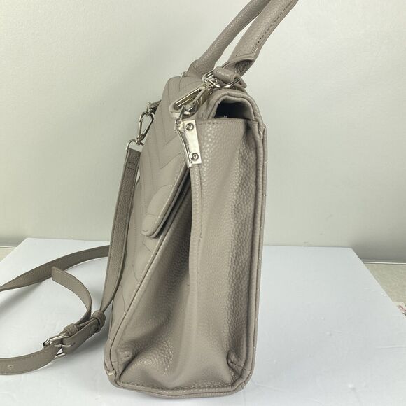 Steve Madden Crossbody Purse Chevron Vegan Leather Light Gray Career Work Bag - Picture 3 of 7